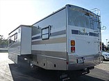 2006 Fleetwood Bounder Photo #4