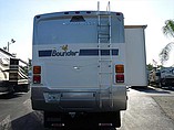 2006 Fleetwood Bounder Photo #5