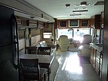 2006 Fleetwood Bounder Photo #16
