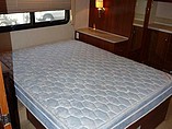 2006 Fleetwood Bounder Photo #19
