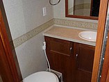 2006 Fleetwood Bounder Photo #22