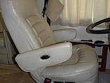 2006 Fleetwood Bounder Photo #29