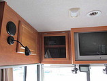 2006 Fleetwood Bounder Photo #18