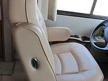 2006 Fleetwood Bounder Photo #28