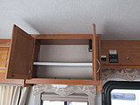 2006 Fleetwood Bounder Photo #33