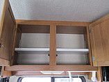 2006 Fleetwood Bounder Photo #36