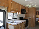 2006 Fleetwood Bounder Photo #98