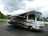 2006 Fleetwood Bounder Photo #2