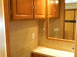 2006 Fleetwood Bounder Photo #17
