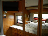 2006 Fleetwood Bounder Photo #21