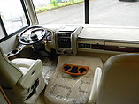 2006 Fleetwood Bounder Photo #28