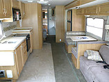 2007 Fleetwood Bounder Photo #2