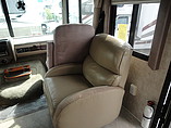 2007 Fleetwood Bounder Photo #11