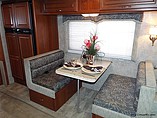 2007 Fleetwood Bounder Photo #10