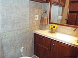 2007 Fleetwood Bounder Photo #16