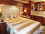 2007 Fleetwood Bounder Photo #17