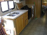 2008 Fleetwood Bounder Photo #4