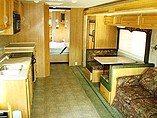 2008 Fleetwood Bounder Photo #6