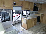 2008 Fleetwood Bounder Photo #16
