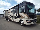 2009 Fleetwood Bounder Photo #1