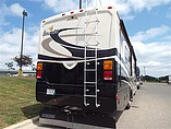 2009 Fleetwood Bounder Photo #8