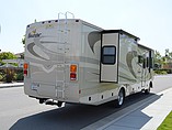 2008 Fleetwood Bounder Photo #7