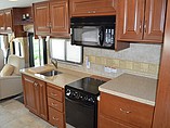 2008 Fleetwood Bounder Photo #24