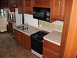 2008 Fleetwood Bounder Photo #5