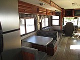 2009 Fleetwood Bounder Photo #5