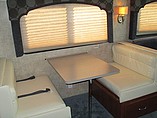 2009 Fleetwood Bounder Photo #6