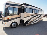 2009 Fleetwood Bounder Photo #4