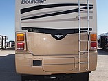 2009 Fleetwood Bounder Photo #7