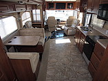 2009 Fleetwood Bounder Photo #9