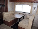 2009 Fleetwood Bounder Photo #12