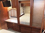 2009 Fleetwood Bounder Photo #18