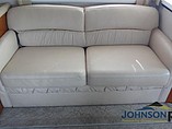 2010 Fleetwood Bounder Photo #9
