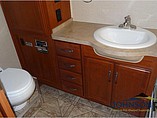 2010 Fleetwood Bounder Photo #28