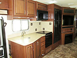 2012 Fleetwood Bounder Photo #5