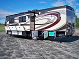 2014 Fleetwood Bounder Photo #4