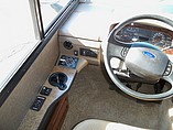 2014 Fleetwood Bounder Photo #14