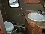 2014 Fleetwood Bounder Photo #20