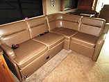 2015 Fleetwood Bounder Photo #10