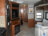 2015 Fleetwood Bounder Photo #6