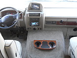 2015 Fleetwood Bounder Photo #17