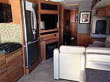 2015 Fleetwood Bounder Photo #17