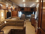 2015 Fleetwood Bounder Photo #4