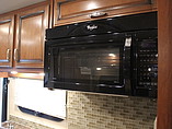 2015 Fleetwood Bounder Photo #10