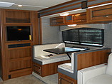 2015 Fleetwood Bounder Photo #6