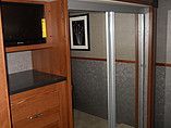 2015 Fleetwood Bounder Photo #17