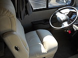 2015 Fleetwood Bounder Photo #23